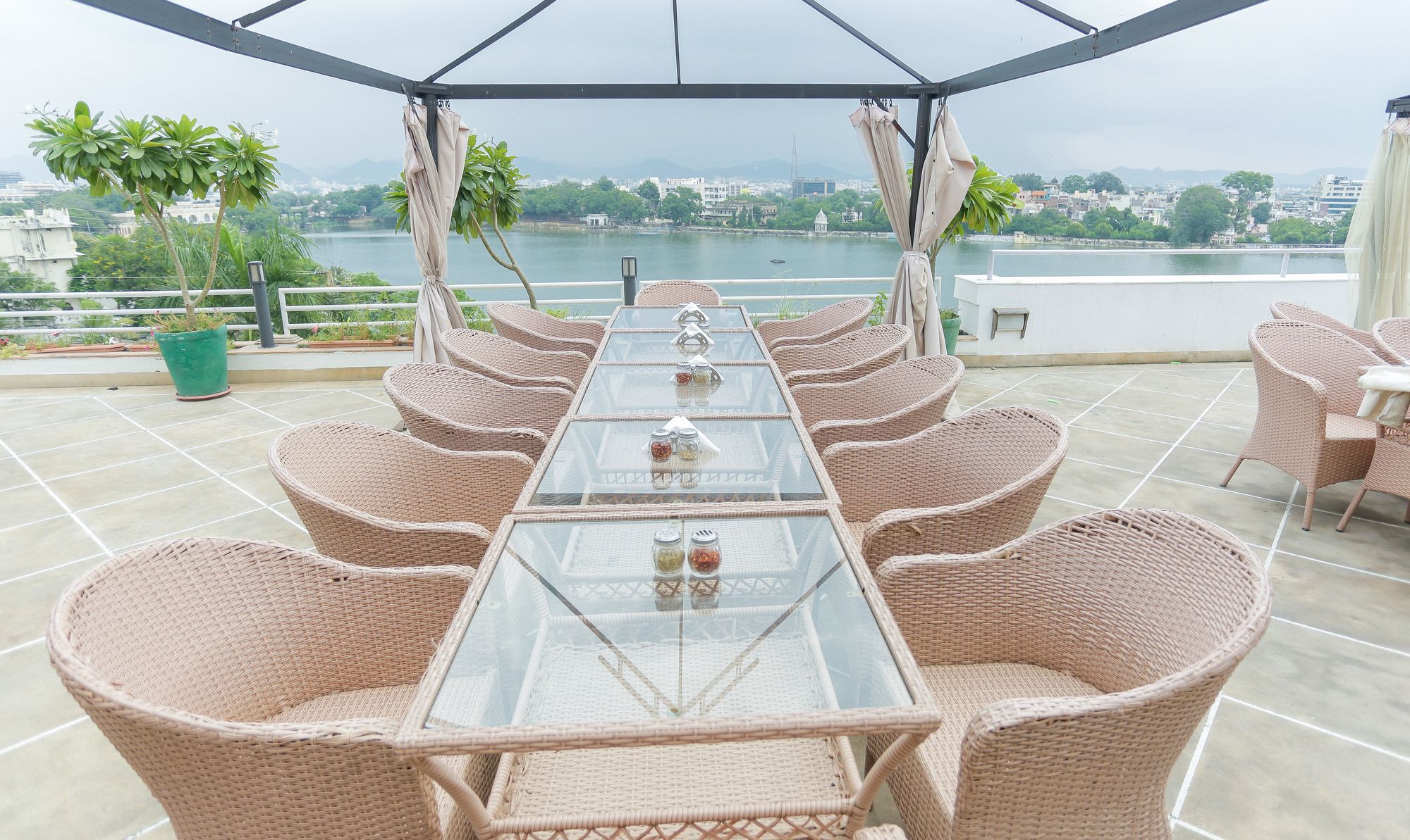 Brahma Niwas - By The Lake Udaipur Extérieur photo
